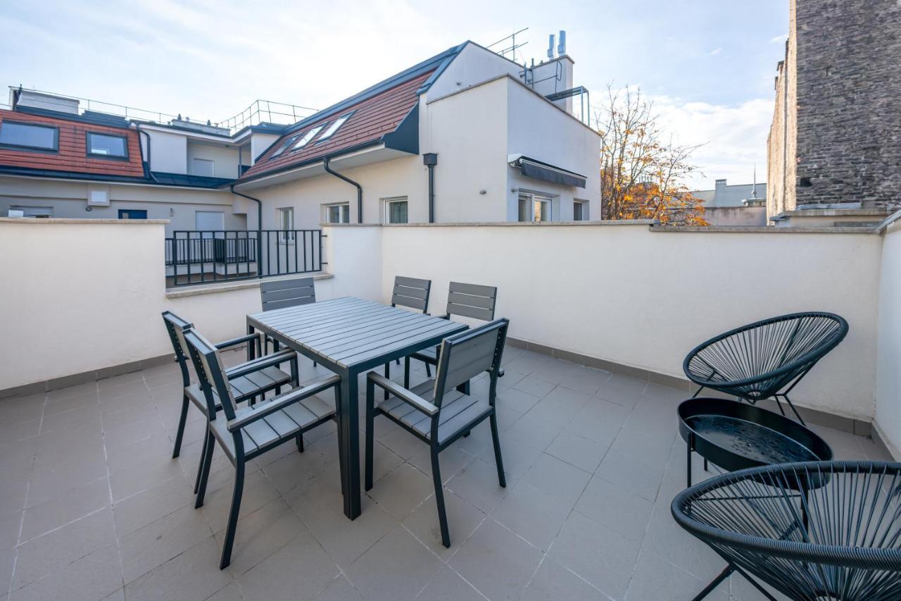 Lovag 12 Terrace Designer Home Budapest Esterno foto